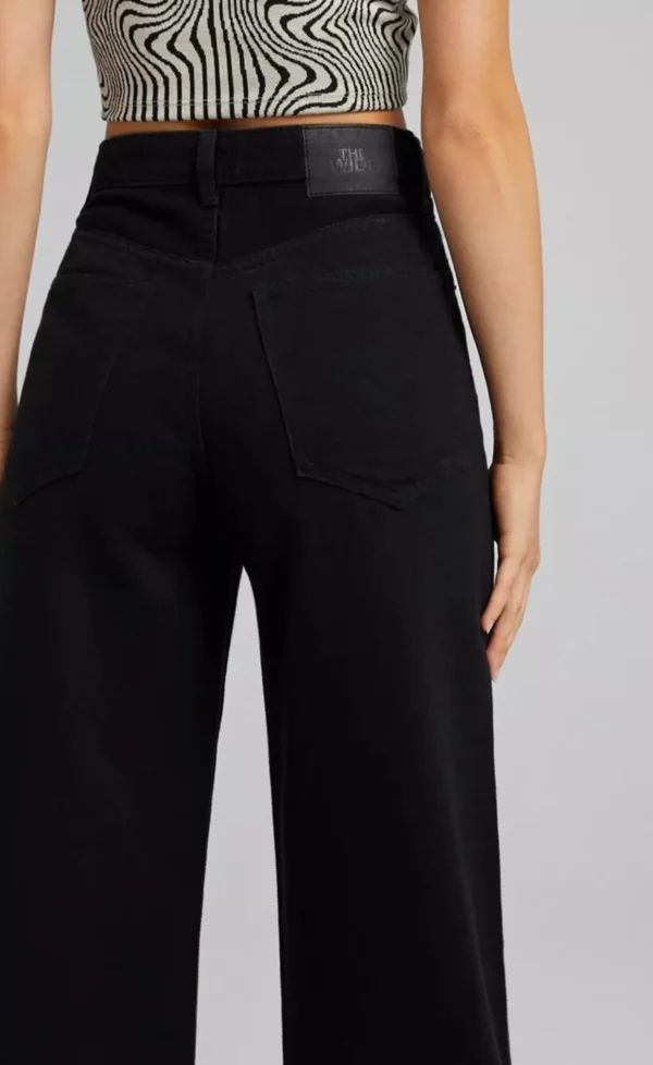 HM 90s super wide leg jeans in black - Image 4