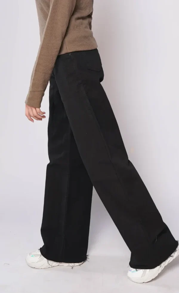 HM - High Rise Frayed Hem Wide Leg Jeans - Image 3