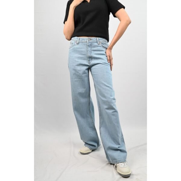 HM High-Waisted Wide-Leg Jeans | Light Blue