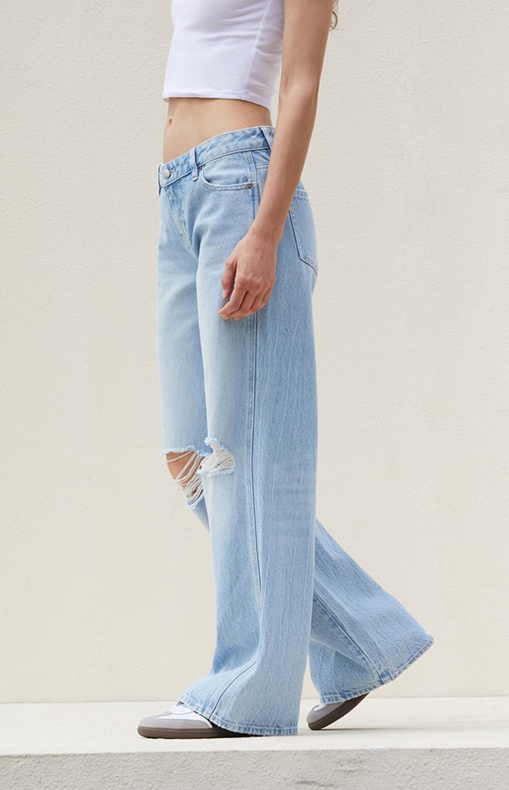 HM Light Blue Knee-Ripped High-Waisted Wide-Leg Jeans - Image 3