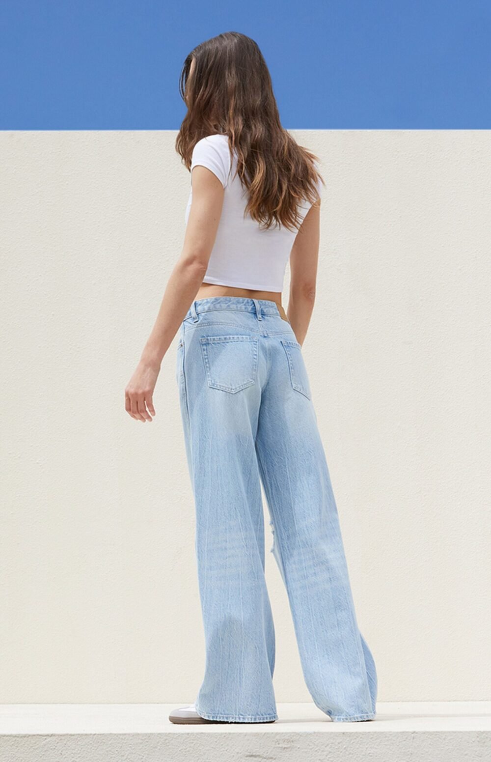 HM Light Blue Knee-Ripped High-Waisted Wide-Leg Jeans - Image 4