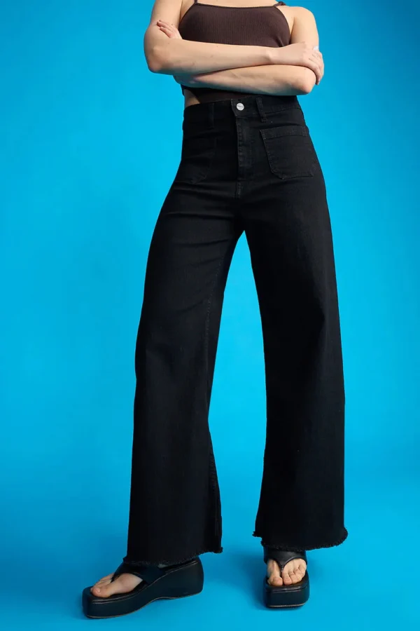 HM Black Utility Pocket Wide-Leg Frayed Hem Jeans - Image 7