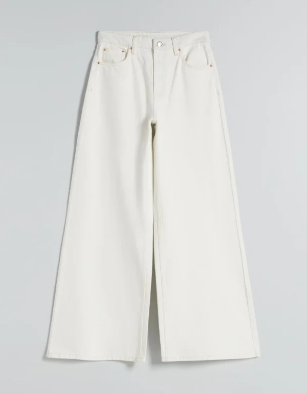 HM White High-Waisted Wide-Leg Jeans - Image 2