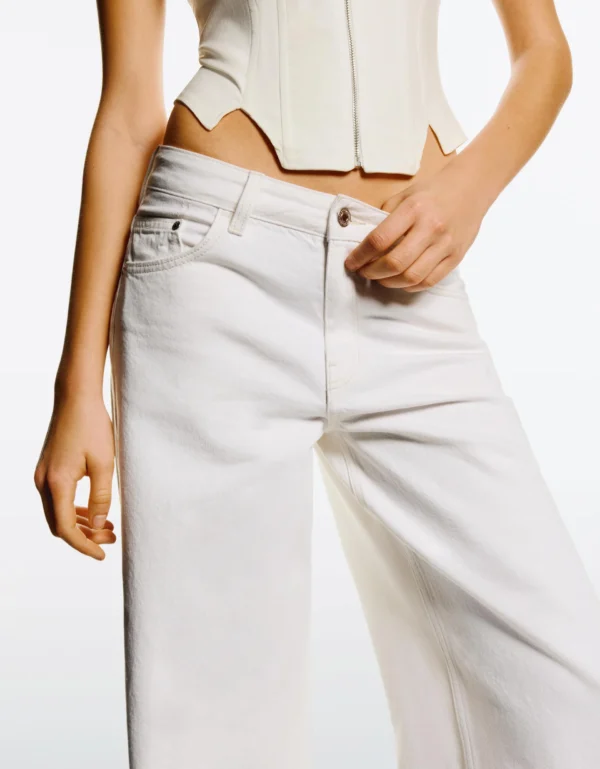 HM White High-Waisted Wide-Leg Jeans - Image 2