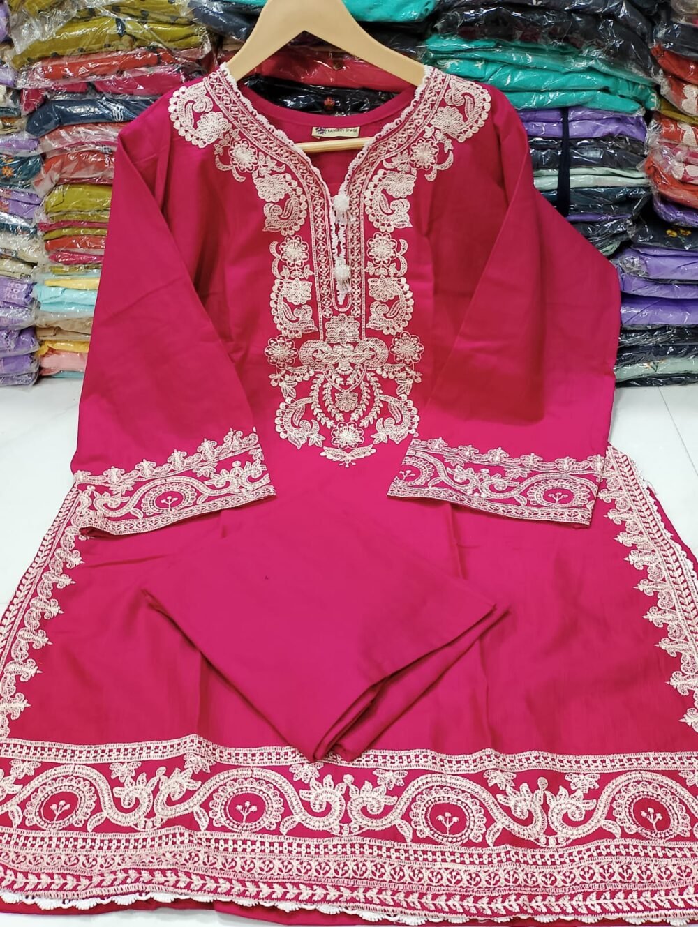 Khaddar 2PC Heavy Embroidery Suit - Image 3