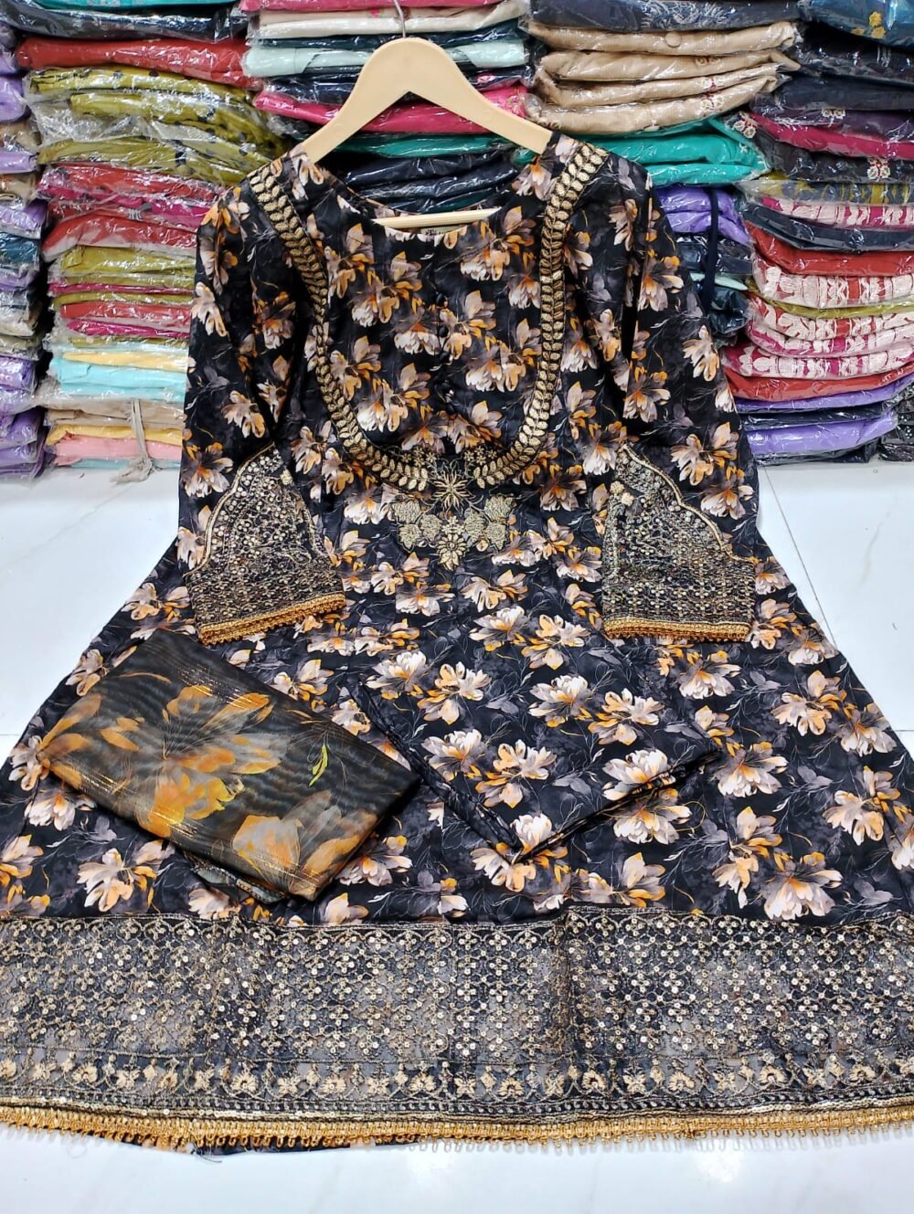 Embroidery Lawn 3PC Frock Style Suit - Image 2